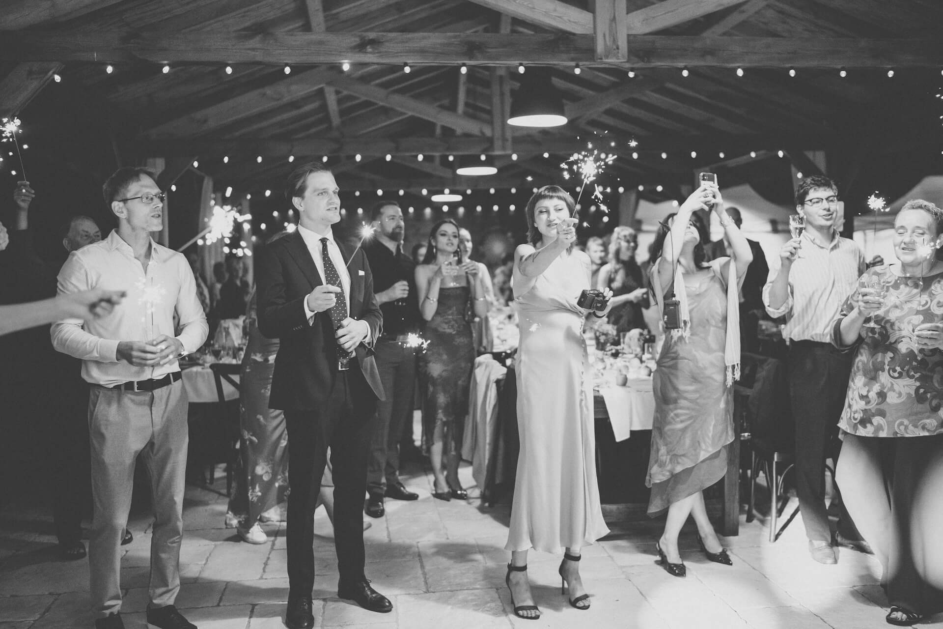 Autentyczna fotografia slubna reportaz z wesela warszawa siedlisko malcanow wesele w plenerze