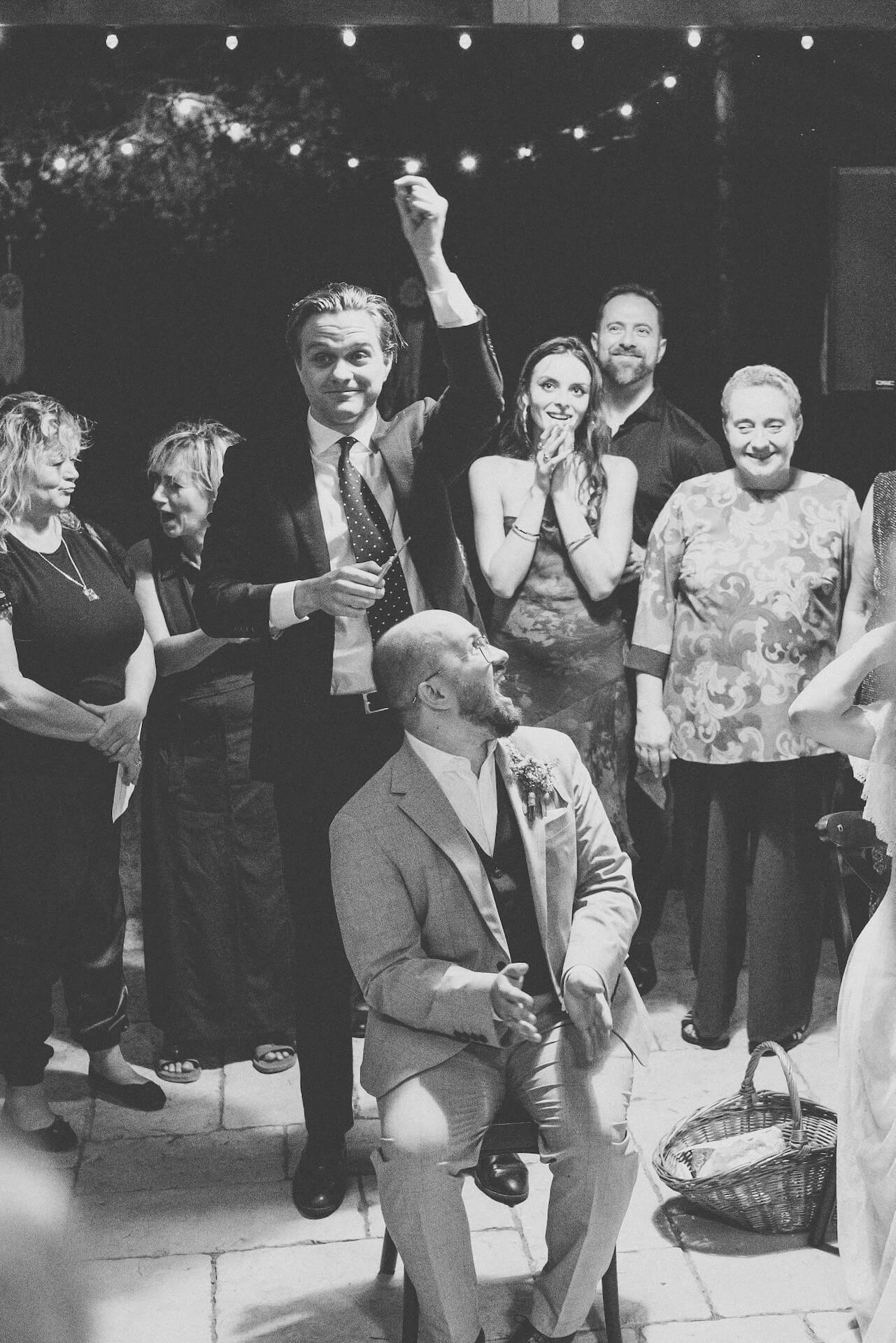 Fotograf na kameralne przyjecie weselne w plenerze siedlisko malcanow warszawa oczepiny